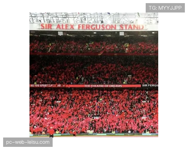 老特拉福德球场完成角旗区广告板技术升级,减少对传中线路的视觉干扰 老特拉福德球场完成角旗区广告板技术升级,减少对传中线路的视觉干扰