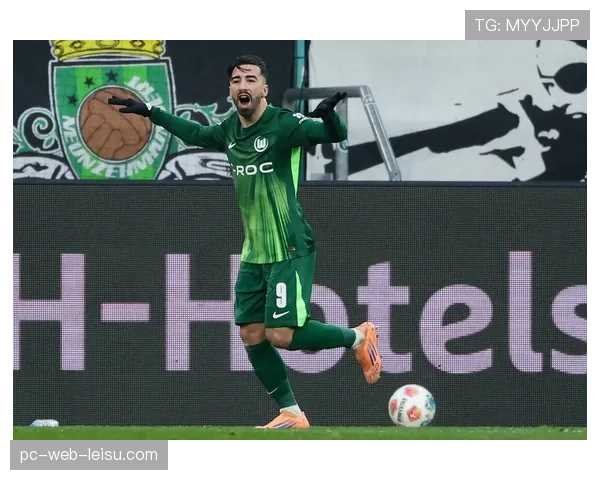 达姆施塔特对阵门兴，主队利用角球进攻未果，被客队打出跨半场反击先失一球